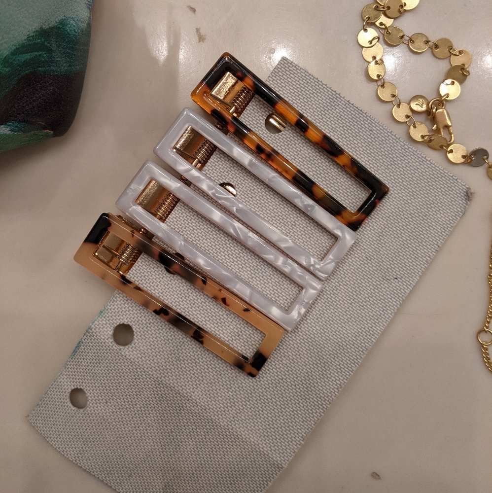 set of 4 hair clips
